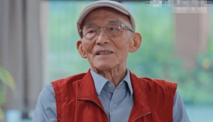 92岁游本昌和妻子现状曝光！谈住养老院原因力破“子女不孝”谣言