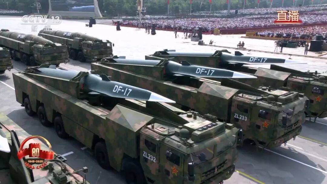 高德红外多型光电系统亮相阅兵现场