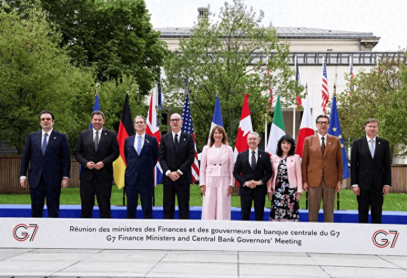 回美国第四天，美财长没了在北京时的态度，扬言要限制中国囤油